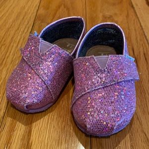 Pink sparkly glitter Tom’s